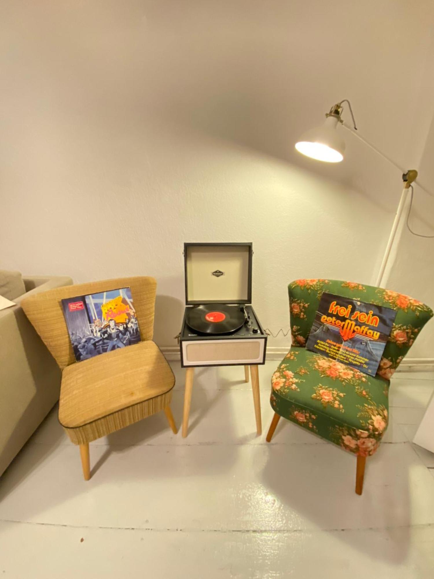 Gemuetliche 2-zimmer Mit Kleinen Bad Berlijn
