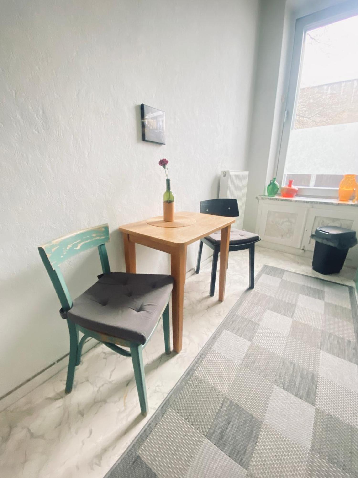 Gemuetliche 2-zimmer Mit Kleinen Bad Appartement Berlijn