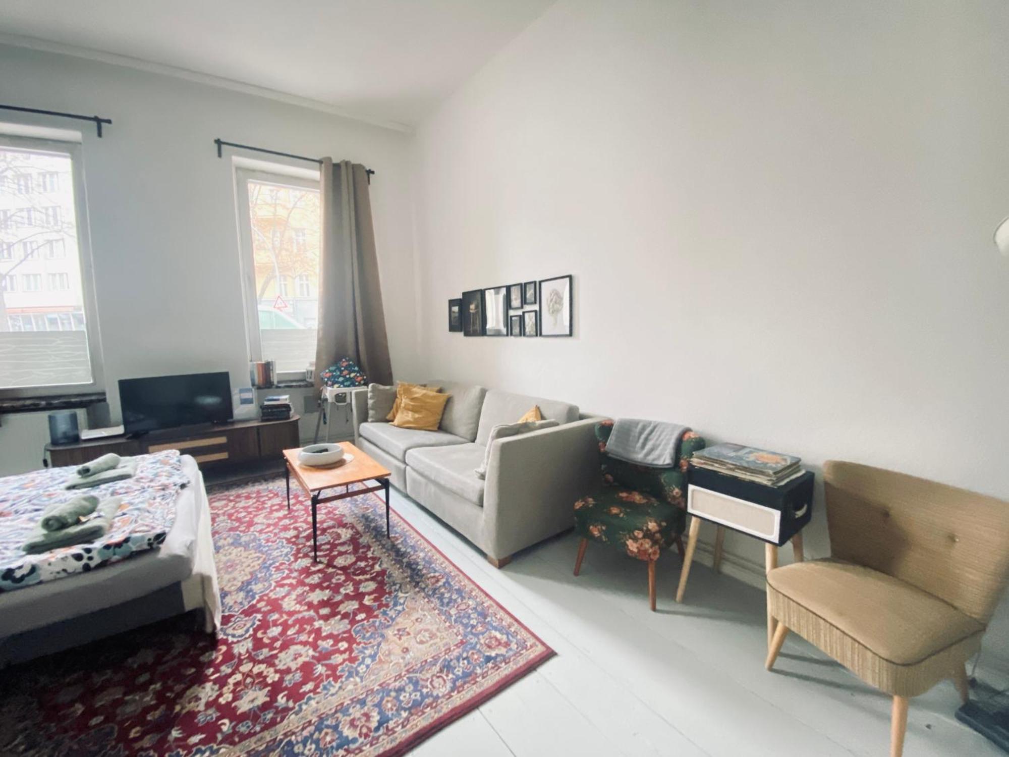 Appartement Gemuetliche 2-zimmer Mit Kleinen Bad Berlijn